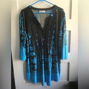 Silky long tunic; Size XL.